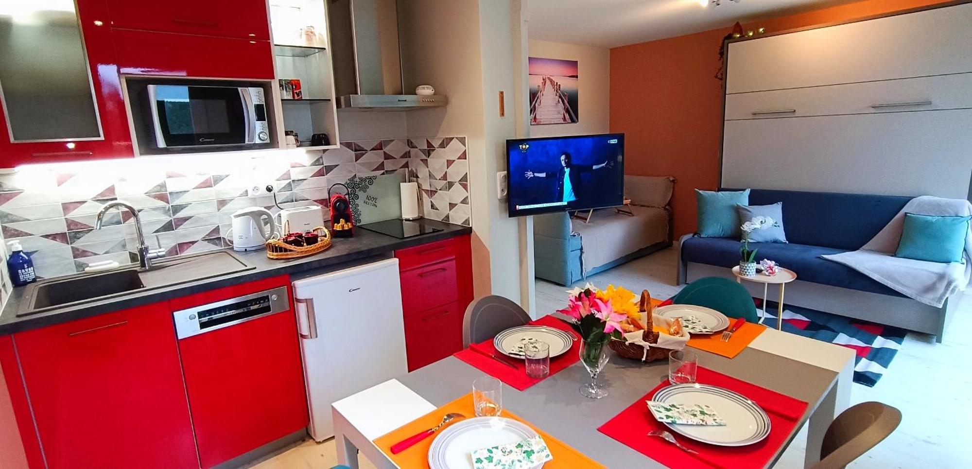 Studio Proche Plage - Parking Gratuit Et Prive - Terrasse Et Petit Jardin Cloture كورسول-سور-مار المظهر الخارجي الصورة