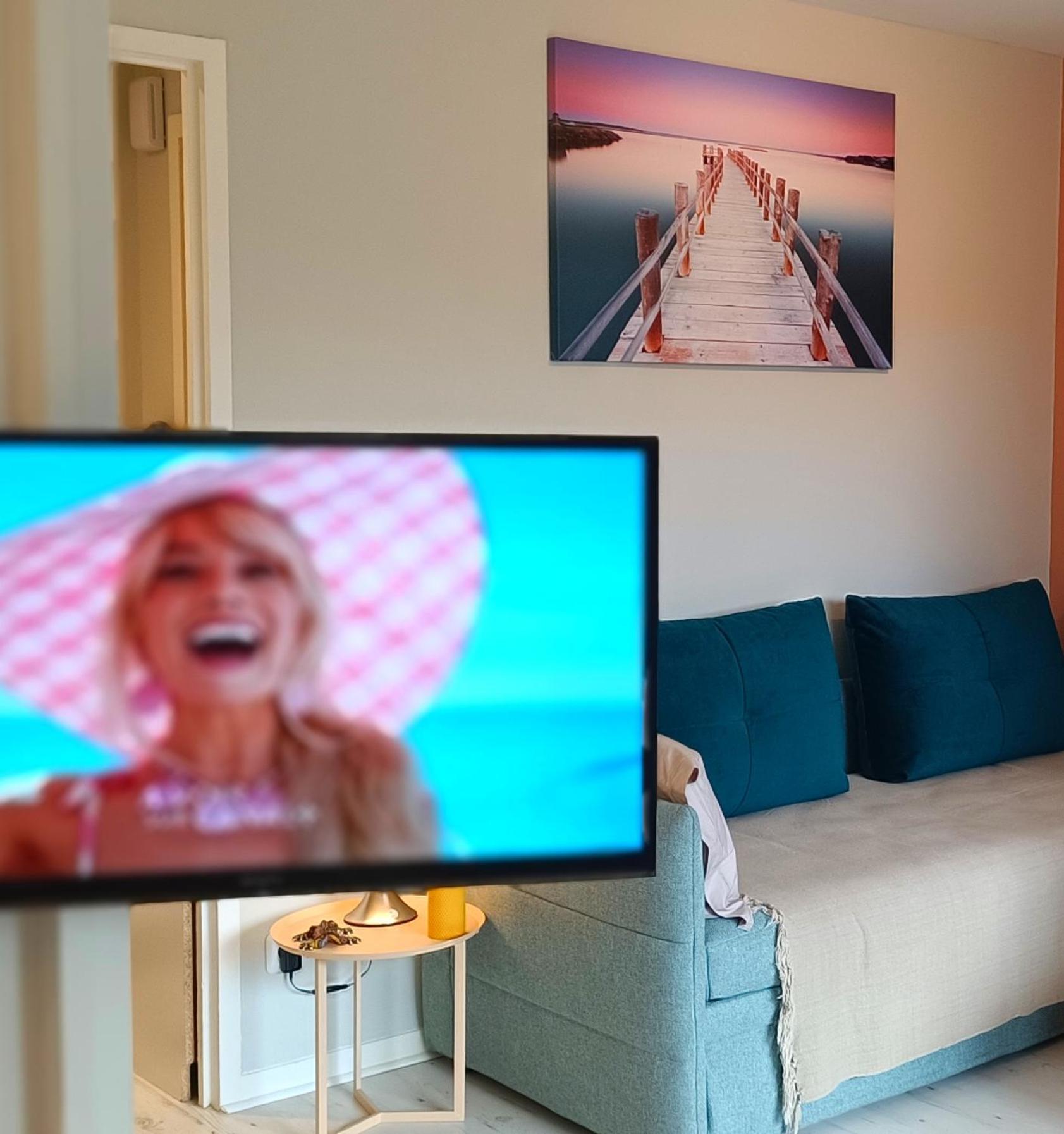 Studio Proche Plage - Parking Gratuit Et Prive - Terrasse Et Petit Jardin Cloture كورسول-سور-مار المظهر الخارجي الصورة