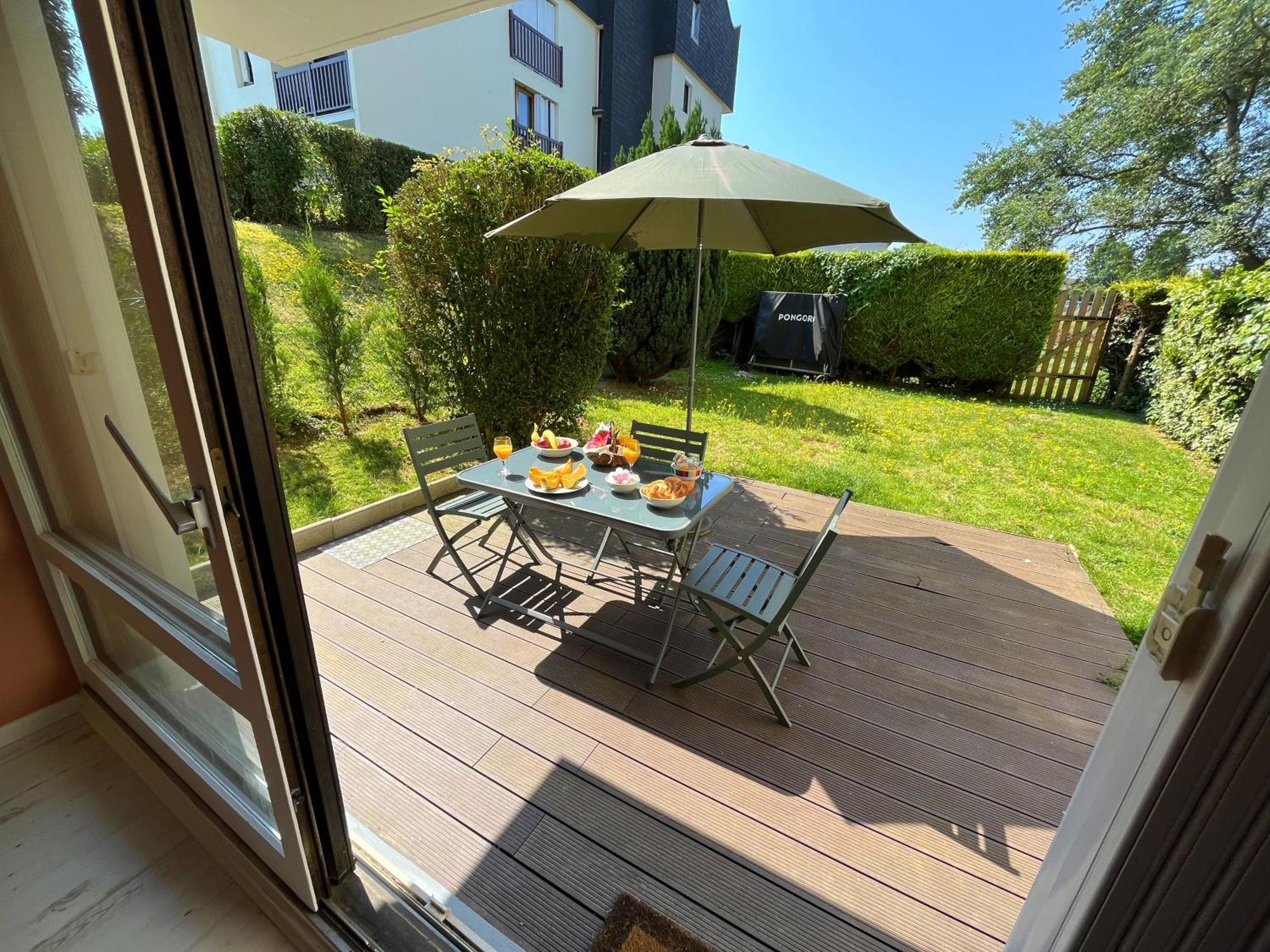 Studio Proche Plage - Parking Gratuit Et Prive - Terrasse Et Petit Jardin Cloture كورسول-سور-مار المظهر الخارجي الصورة